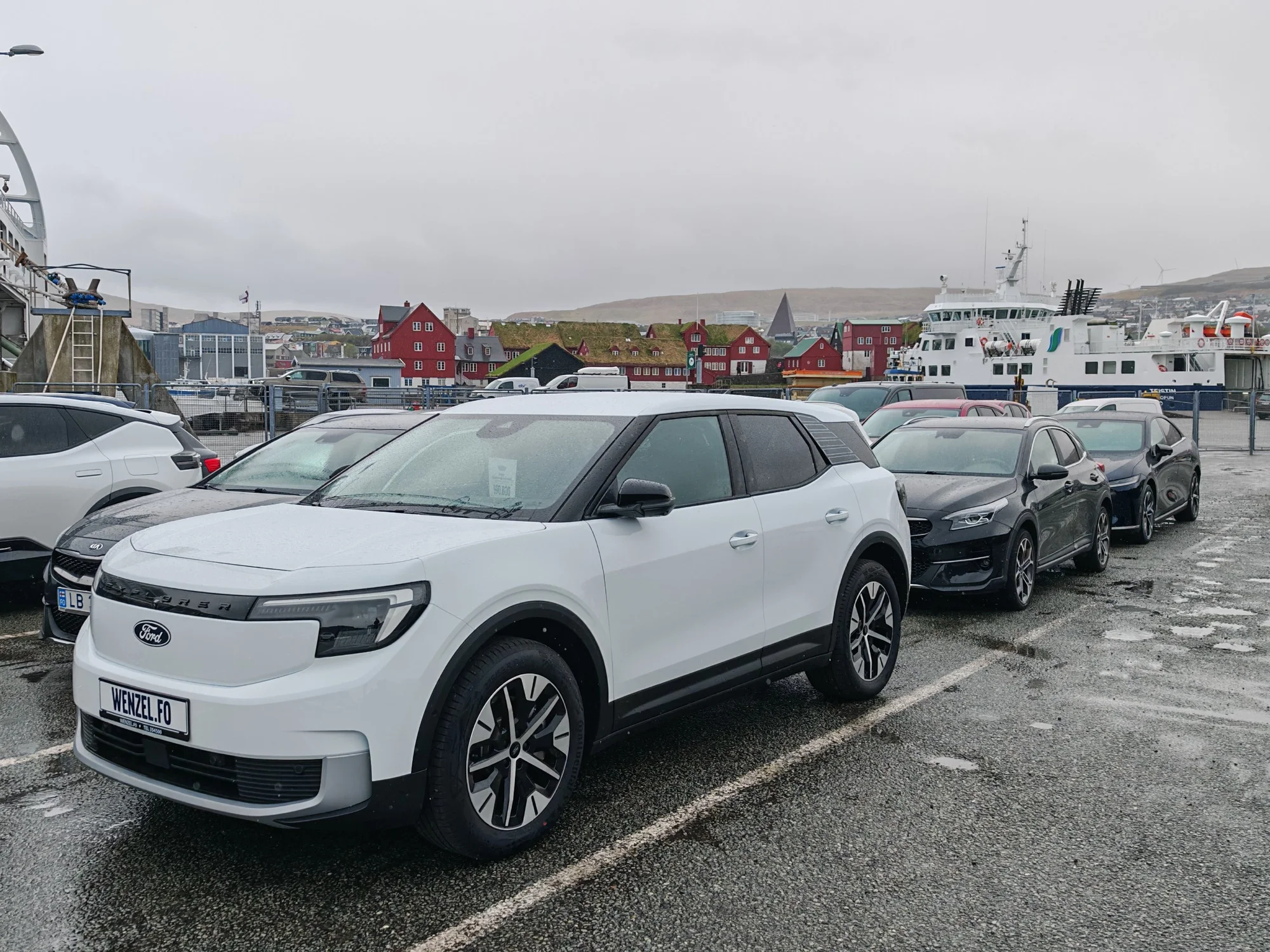 Ford Explorer - ford, mustang mach-e, electric vehicle, ev, suv, explorer, electric