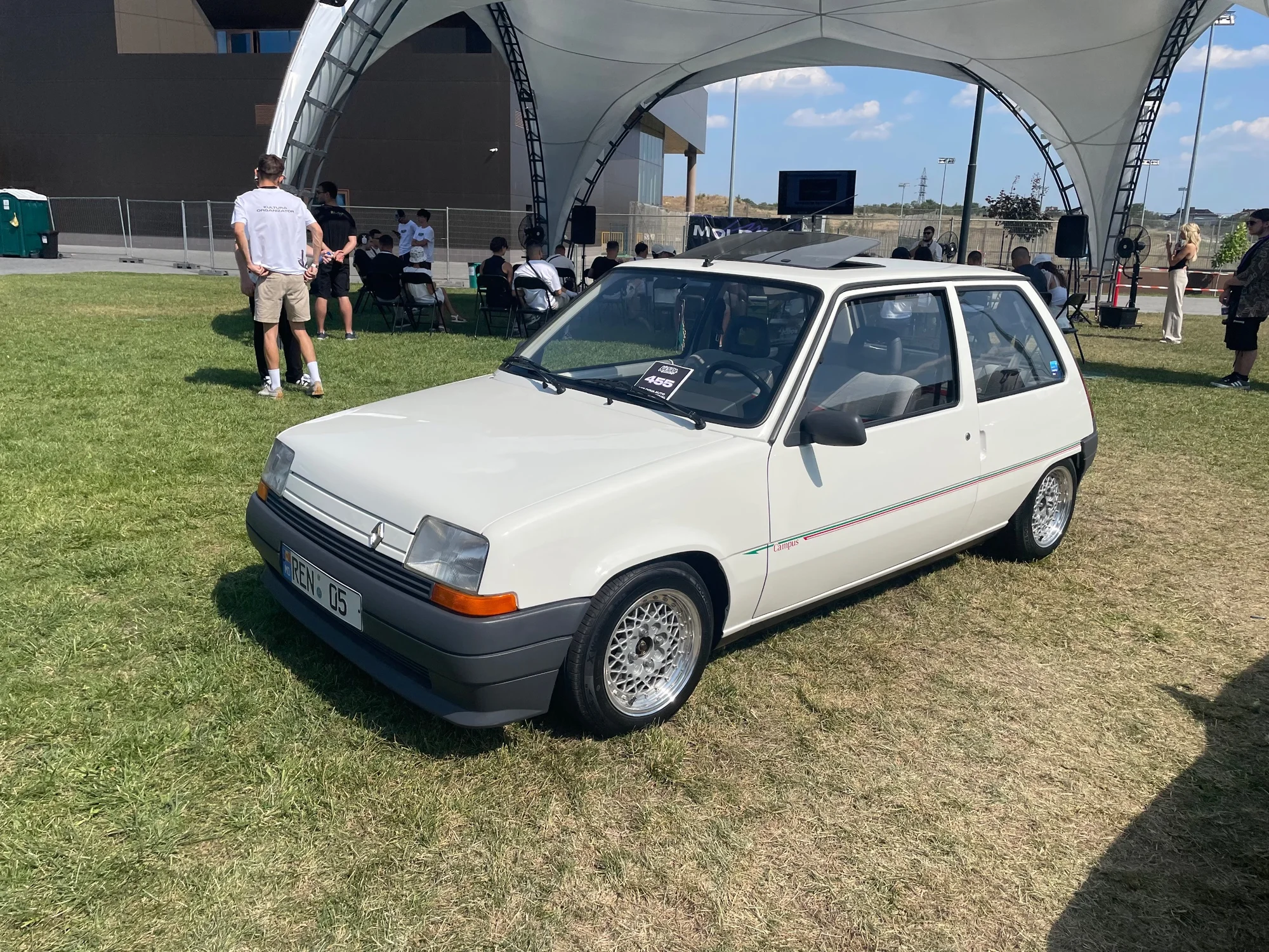 Classic Renault 5 GT Turbo Display - renault, 5, classic, hatchback, 1980s, renault5, gtturbo