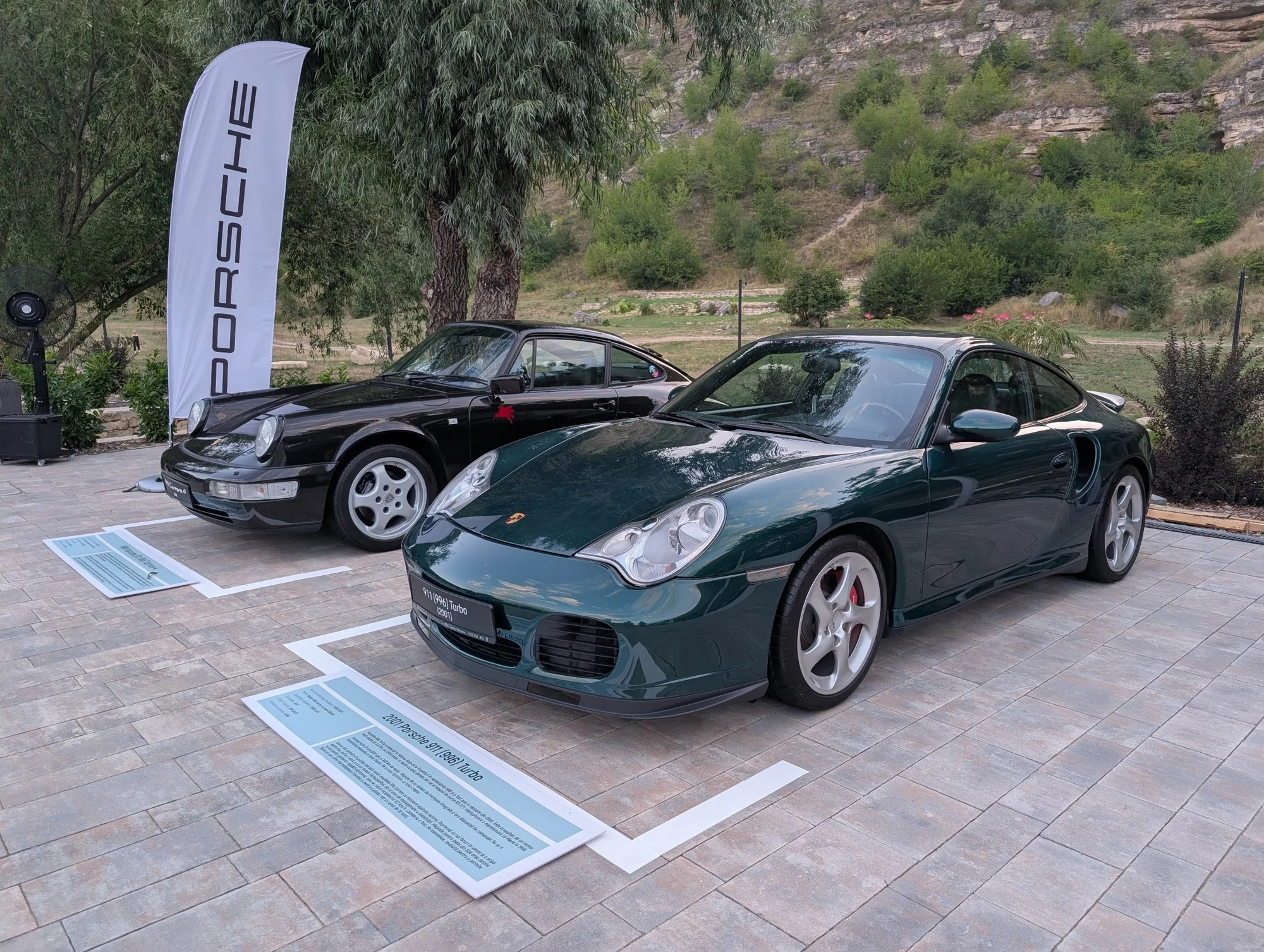 Porsche 911 Turbo and Classic 911 Display - porsche, 911, 996, turbo, coupe