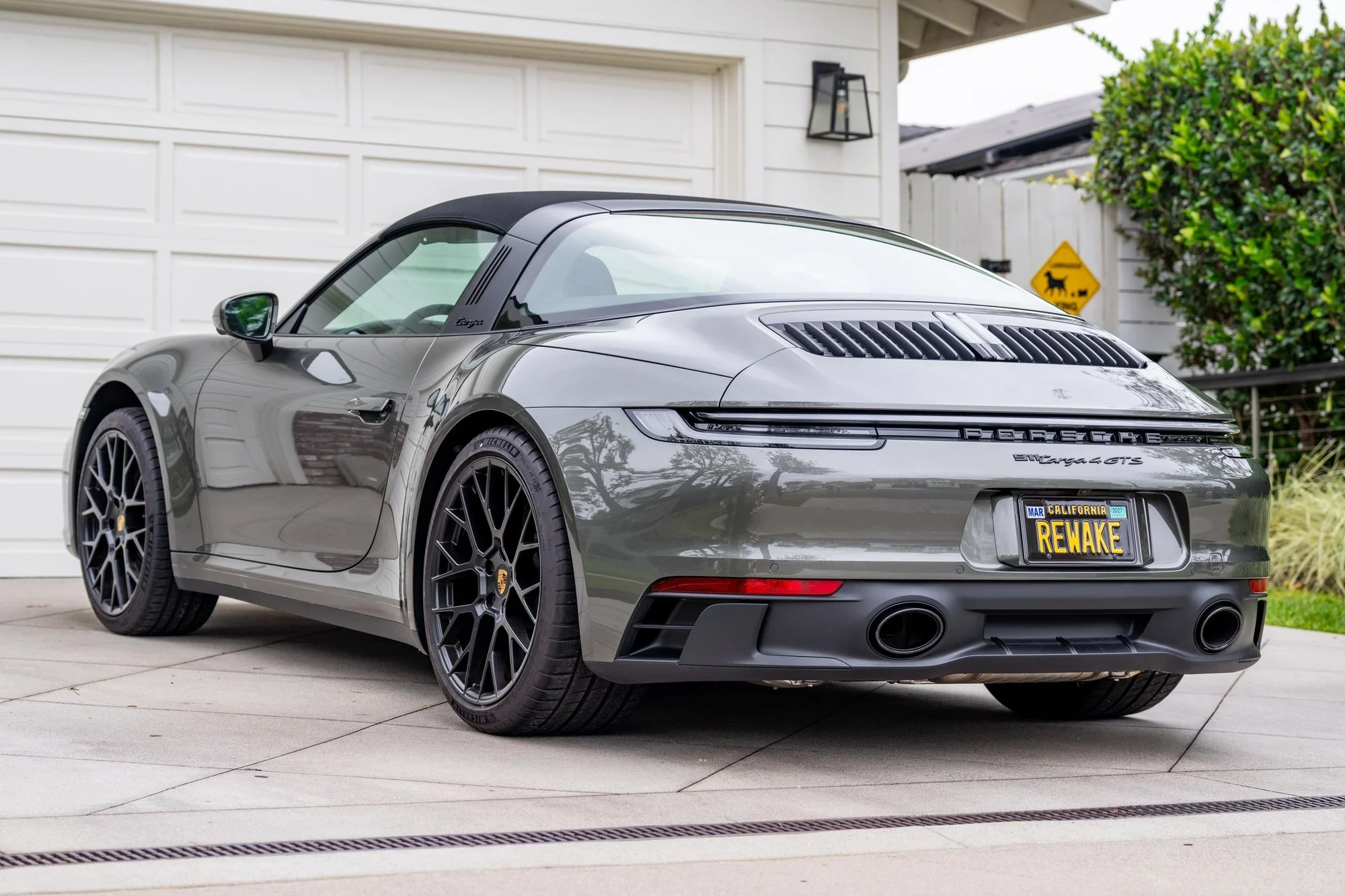 2024 Porsche 911 Targa 4 GTS - 1k miles, 7-Speed Manual Transmission, Aventurine Green Metallic - porsche, 911, targa, targa 4 gts, 2024