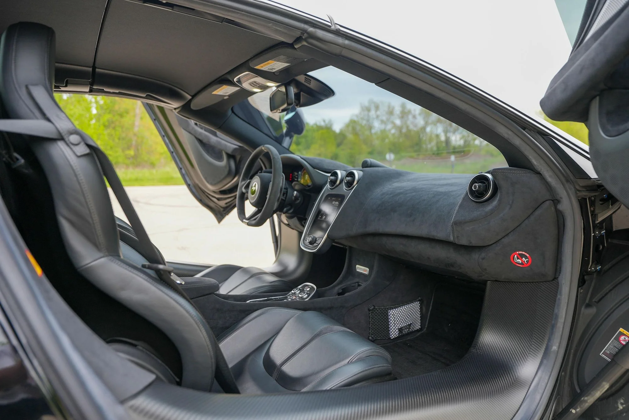 2020 McLaren 600LT Spider - 592-hp Twin-Turbo V8, Luxury Pack, Unmodified - mclaren, 600lt, spider, 2020, interior