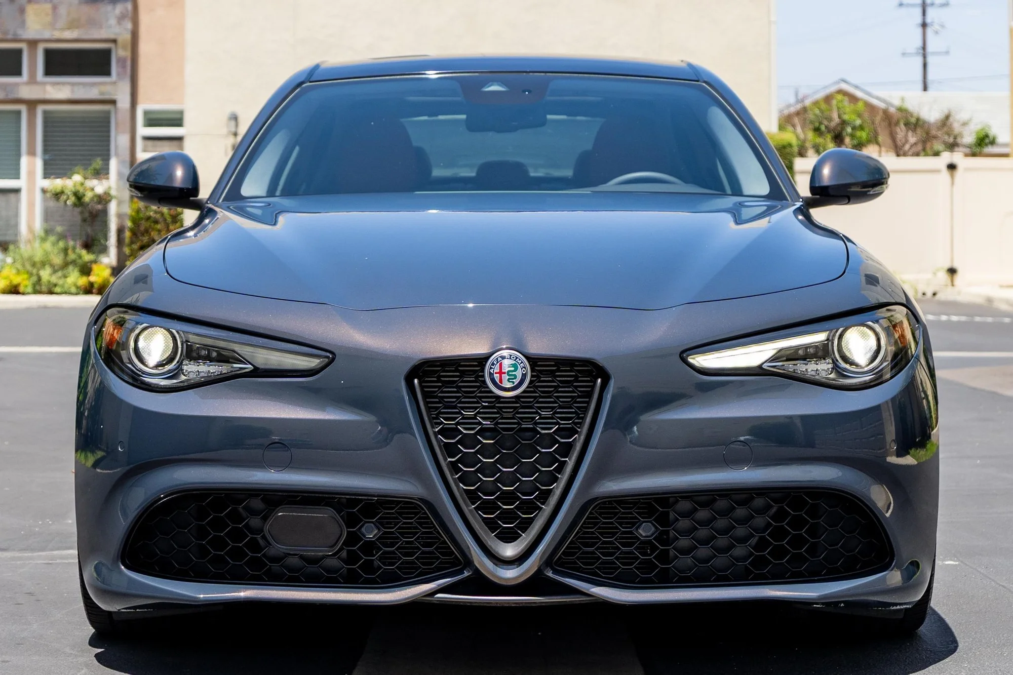 Alfa Romeo Stelvio Front Profile - alfa-romeo, stelvio, suv, compact-luxury, gray