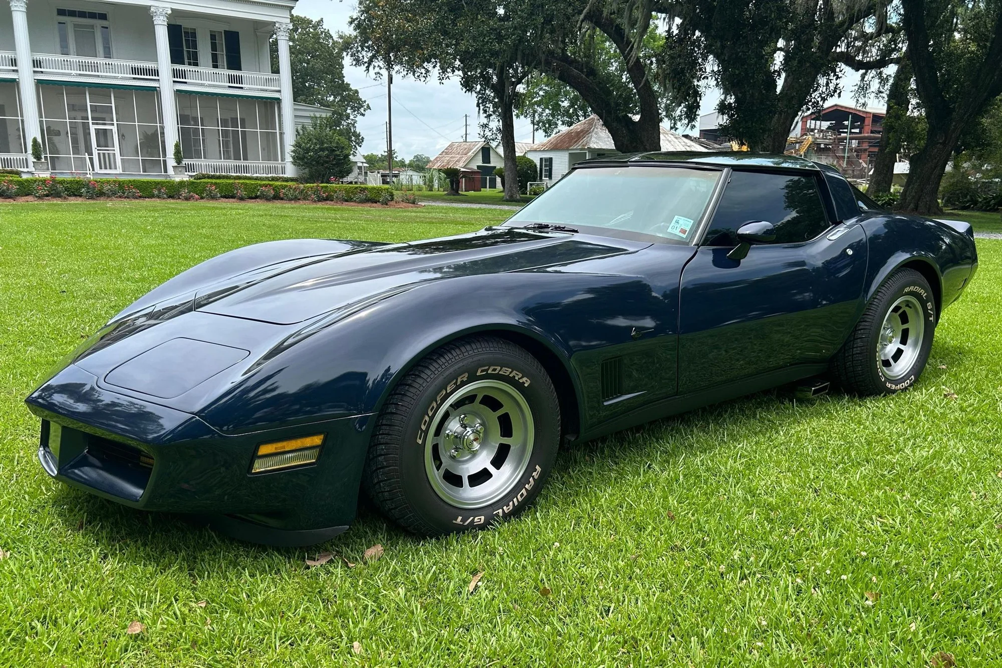1982 Chevrolet Corvette - Restored, 6.2-Liter LS3 V8 and 6-Speed Manual Swaps, Removable Roof Panels - chevrolet, corvette, c3, 1982, dark-blue