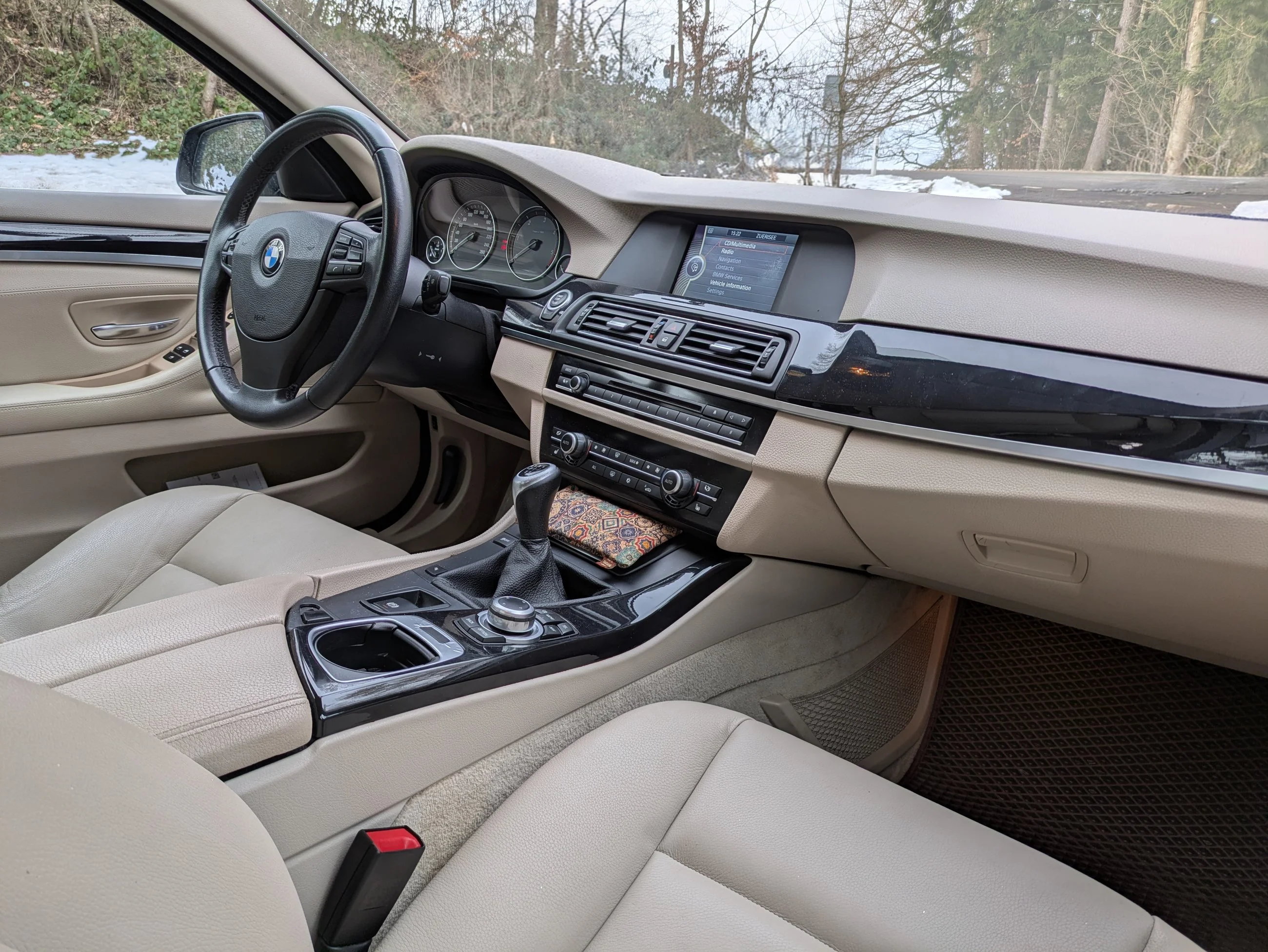 BMW 5 Series 2010 - bmw, 5-series, sedan