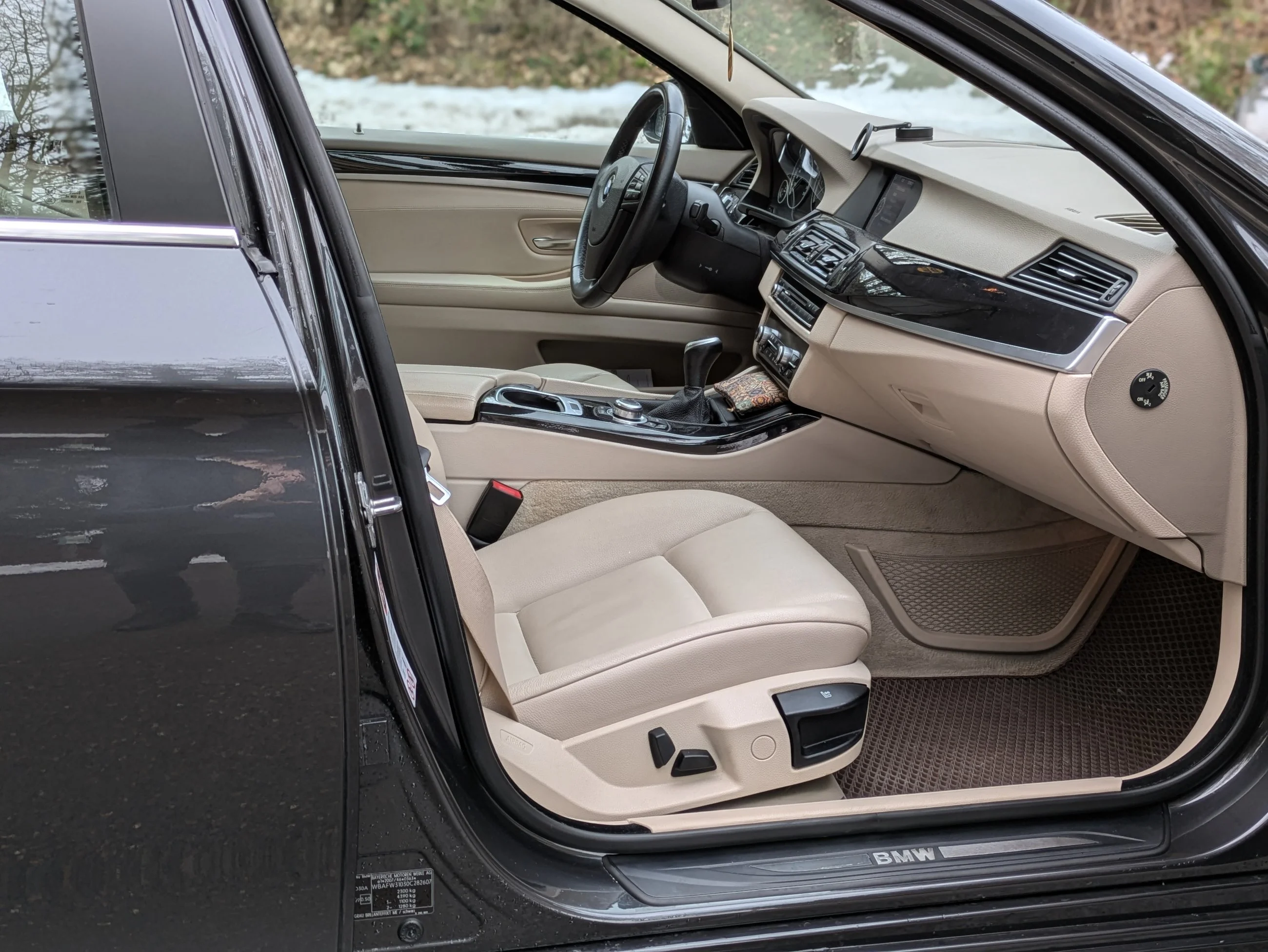 BMW 5 Series 2010 - bmw, 5-series, sedan
